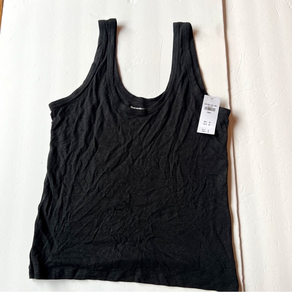 ABERCROMBIE & FITCH Scoop neck Tank - Picture 2 of 3